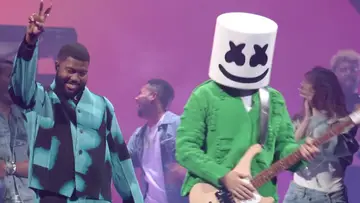 Marshmello and Khalid perform at the VMAs 2022.