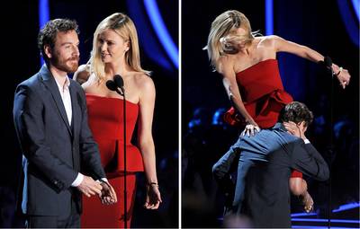 Movie & TV Awards 2012 | Most Memorable Moments Gallery | Charlize Theron/Michael Fassbender | 940x600