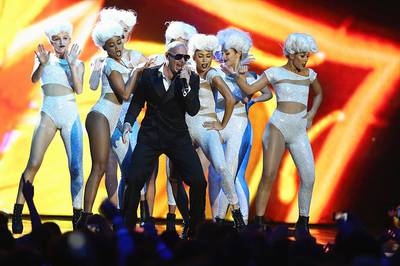 EMA 2012 | Showstopping Performances Pitbull | 901x600