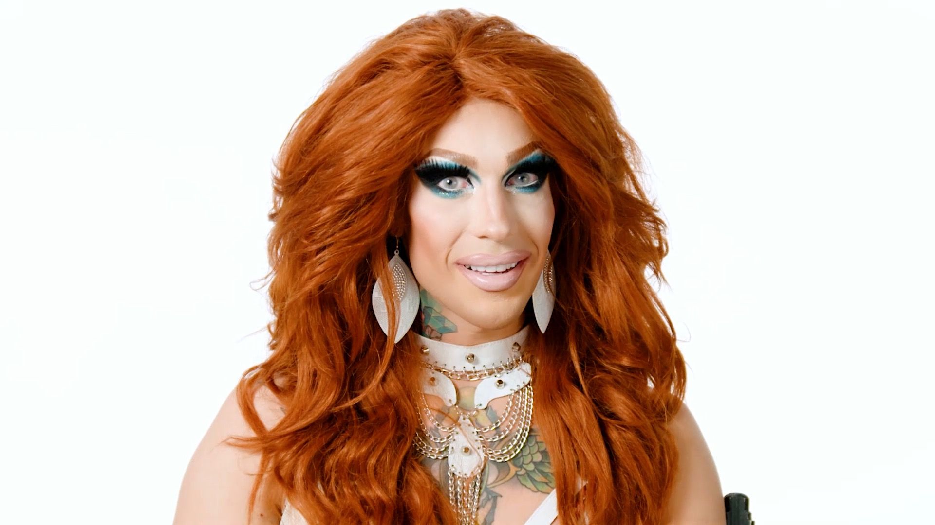 RuPaul's Drag Race Season 10: Before She Walks In: Kameron Michaels ...