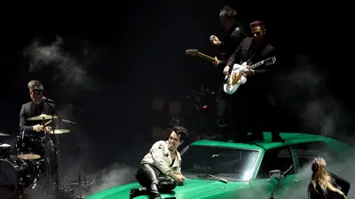 2022 VMAs | Showstopping Performance Gallery Panic! At The Disco | 1920x1080