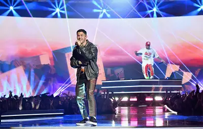 Movie & TV Awards 2018 | Performances Flipbook | Mustard/Nick Jonas | 940x600