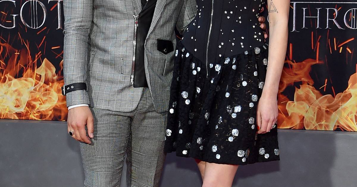Sophie Turner Pregnant: Expecting 1st Child With Husband Joe Jonas –  Hollywood Life