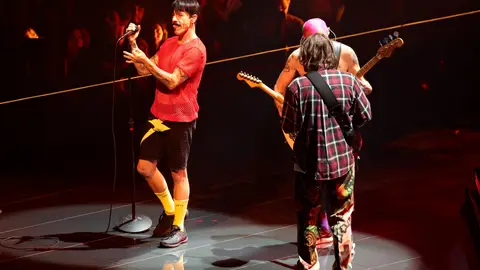 Red Hot Chili Peppers perform at the 2022 MTV VMAs.
