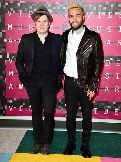 There's nothing better than two well-dressed men! Fall Out Boy members Patrick Stump and Pete Wentz stole the 2015 VMA red carpet in their simple yet rockin' ensembles.