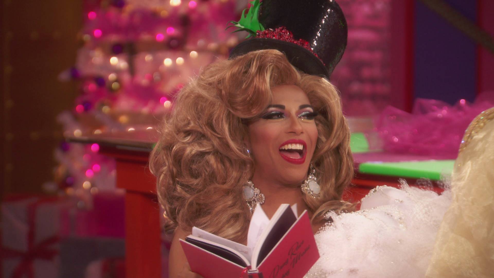 Rupaul on sale christmas streaming