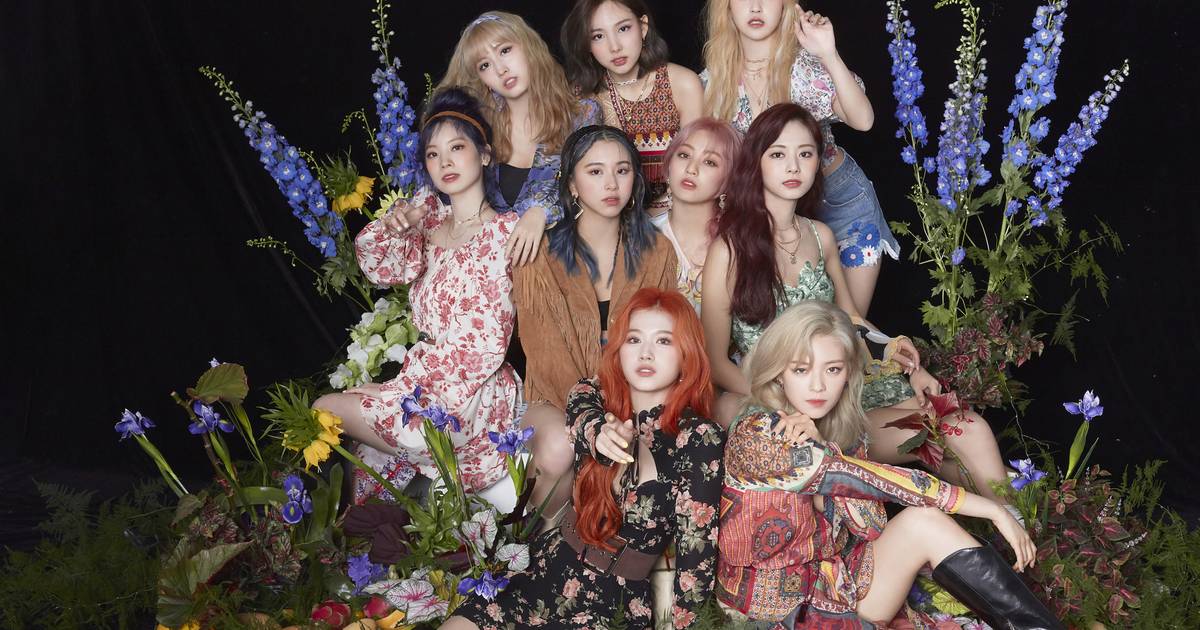 Twice Brings the Heat With Their Fifth World Tour Ready To Be in Atlanta  — Global Pop Trendsetters