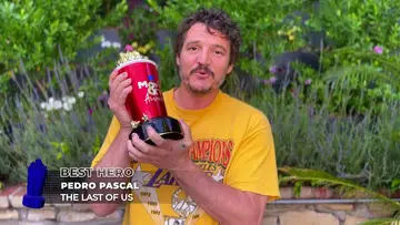 Pedro Pascal gives a speech after winning Best Hero at the Movie and TV Awards 2023.
