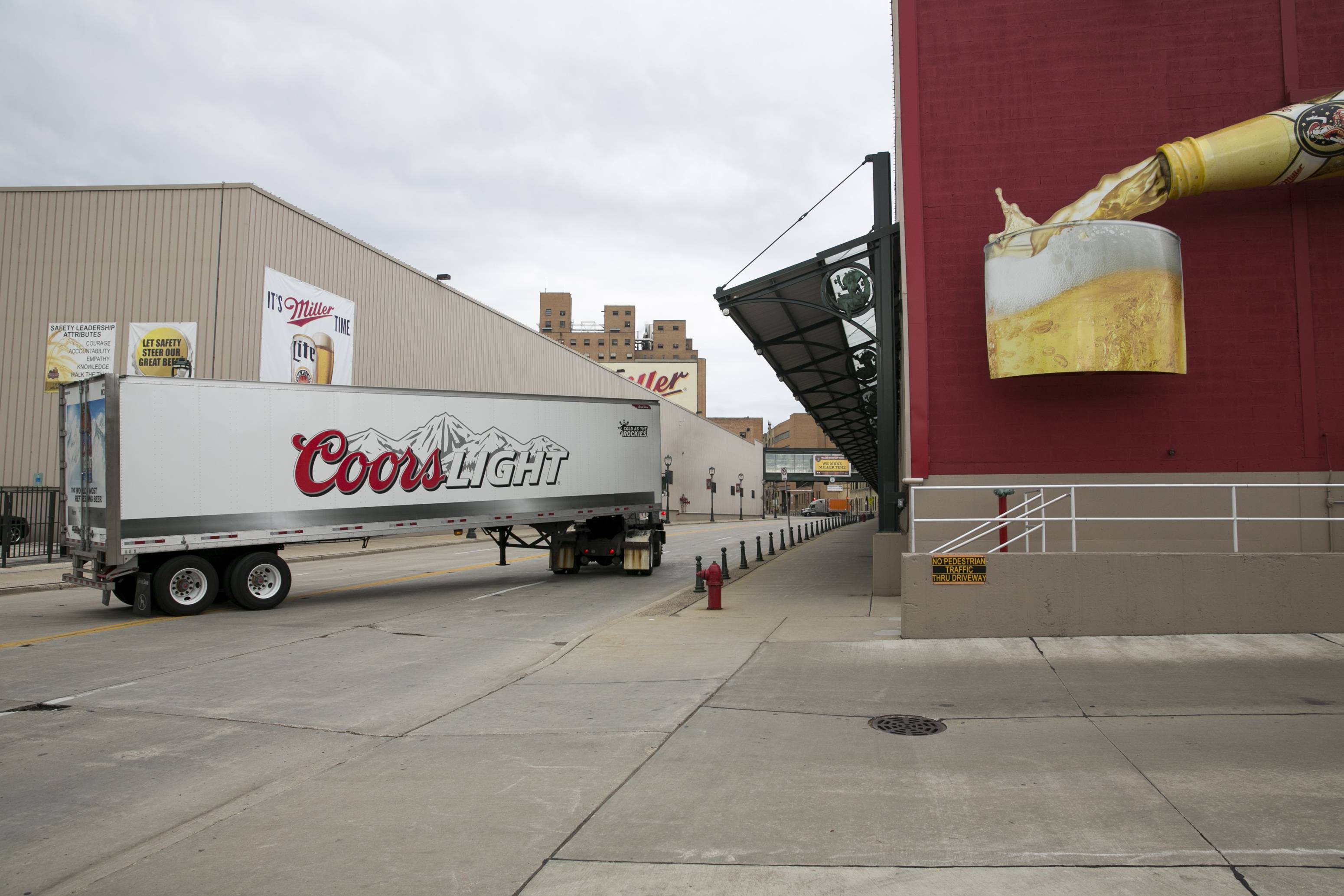 shooting-at-molson-coors-in-milwaukee-leaves-multiple-people-injured