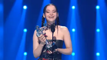Dove Cameron gives a memorable acceptance speech after accepting the coveted Best New Artist Award at the MTV VMAs 2022.