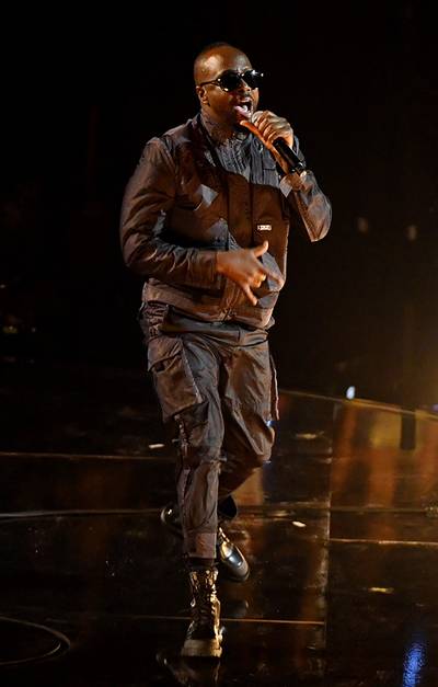 Wyclef Jean graces the stage at the 2019 VMAs.