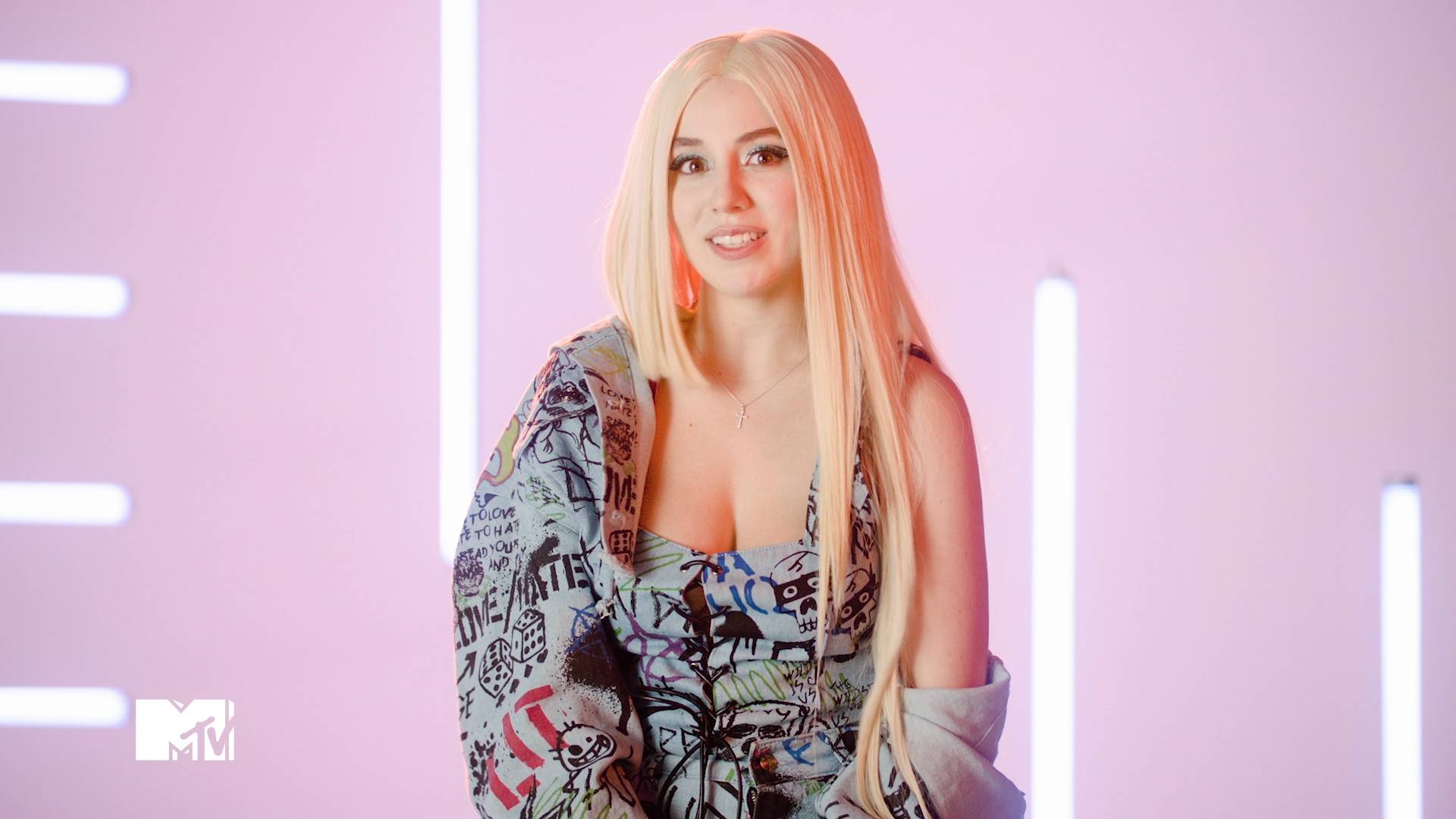 Ava max keys. Ава Макс 2021. Эйва Макс 2021. Ava Max 2021 photo. Эйва Макс 2020.