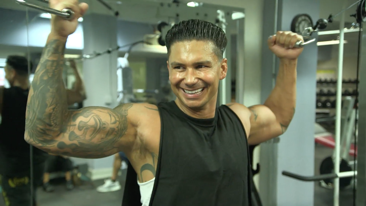Gym, Tan, SAM'S BACK! 👀  Jersey Shore Family Vacation Trailer 