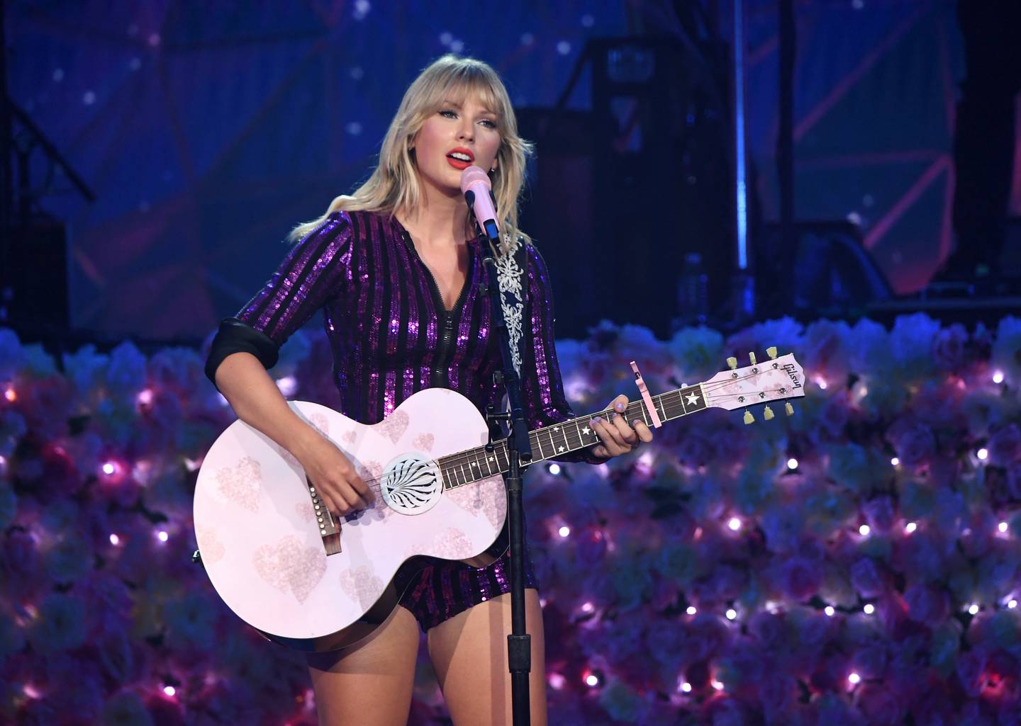 Taylor Swift Drops 'Lover' Tracklist The Same Day As The Title Track — Because She Can News MTV