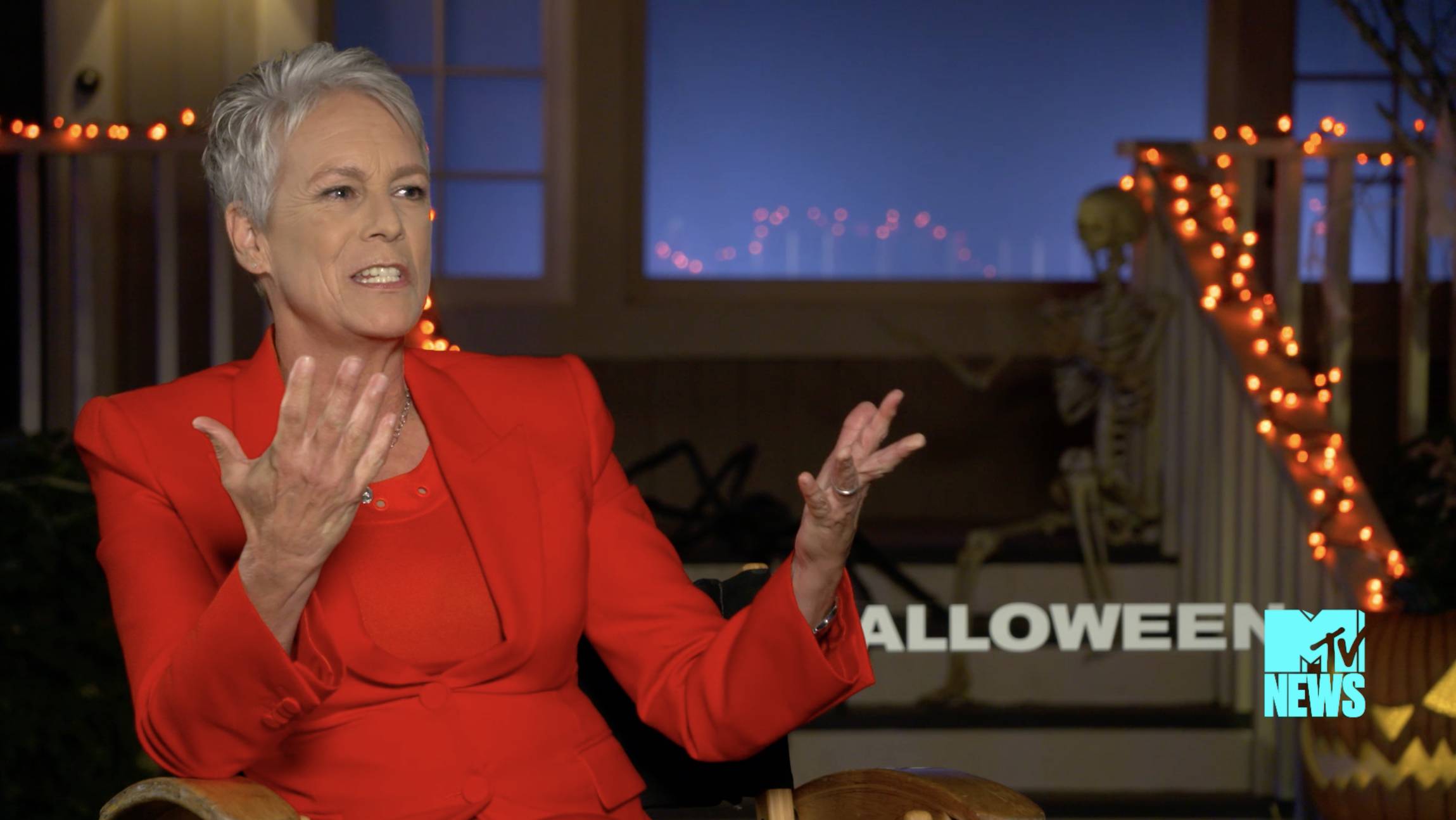 Jamie Lee Curtis And More On The Updates To 'Halloween' (Video Clip