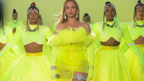 Beyoncé performing at the 2022 Oscars.