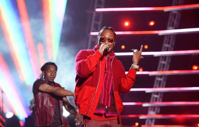 Future had us checking our grammar during his performance of “F**k Up Some Commas” at the 2016 VMAs.