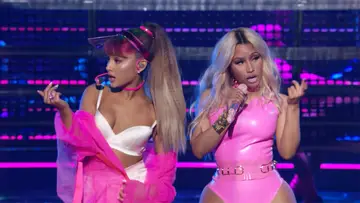 Ariana Grande featuring Nicki Minaj - "Side to Side" at the VMAs 2016.