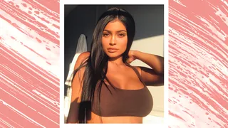 mgid:file:gsp:scenic:/international/mtv.es/images/Kylie_Jenner_Poses_To_Steal_AO_05.jpg