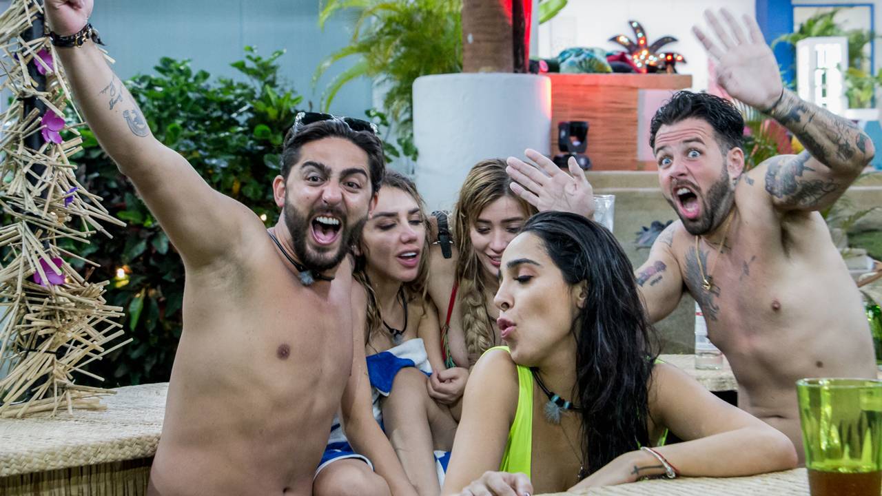 Adelanto exclusivo: 10 fotos sin censura del episodio estreno de AcaShore 5  | MTV