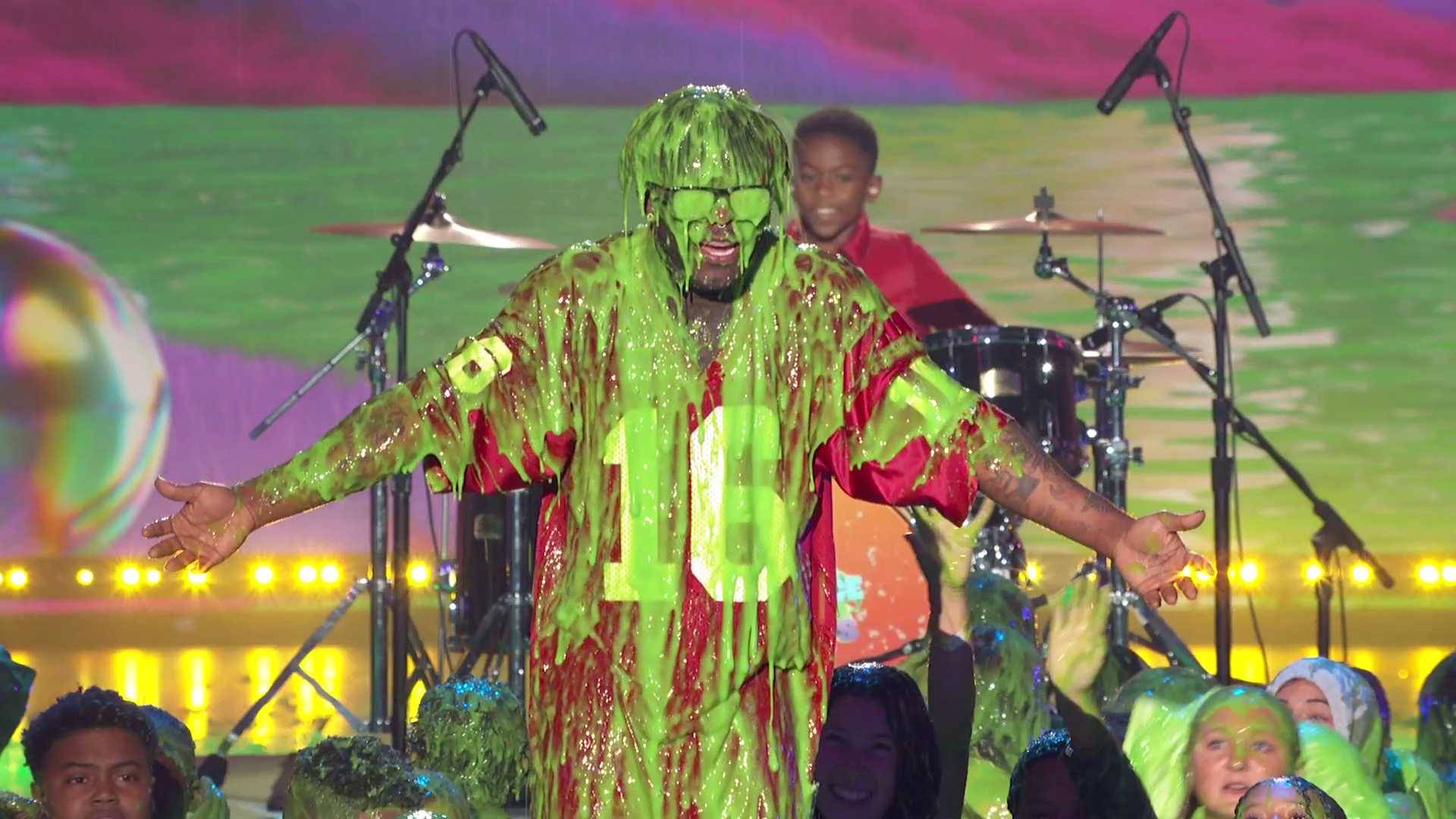 Lil Uzi Vert getting slimed at Kids' Choice Awards 2023.
