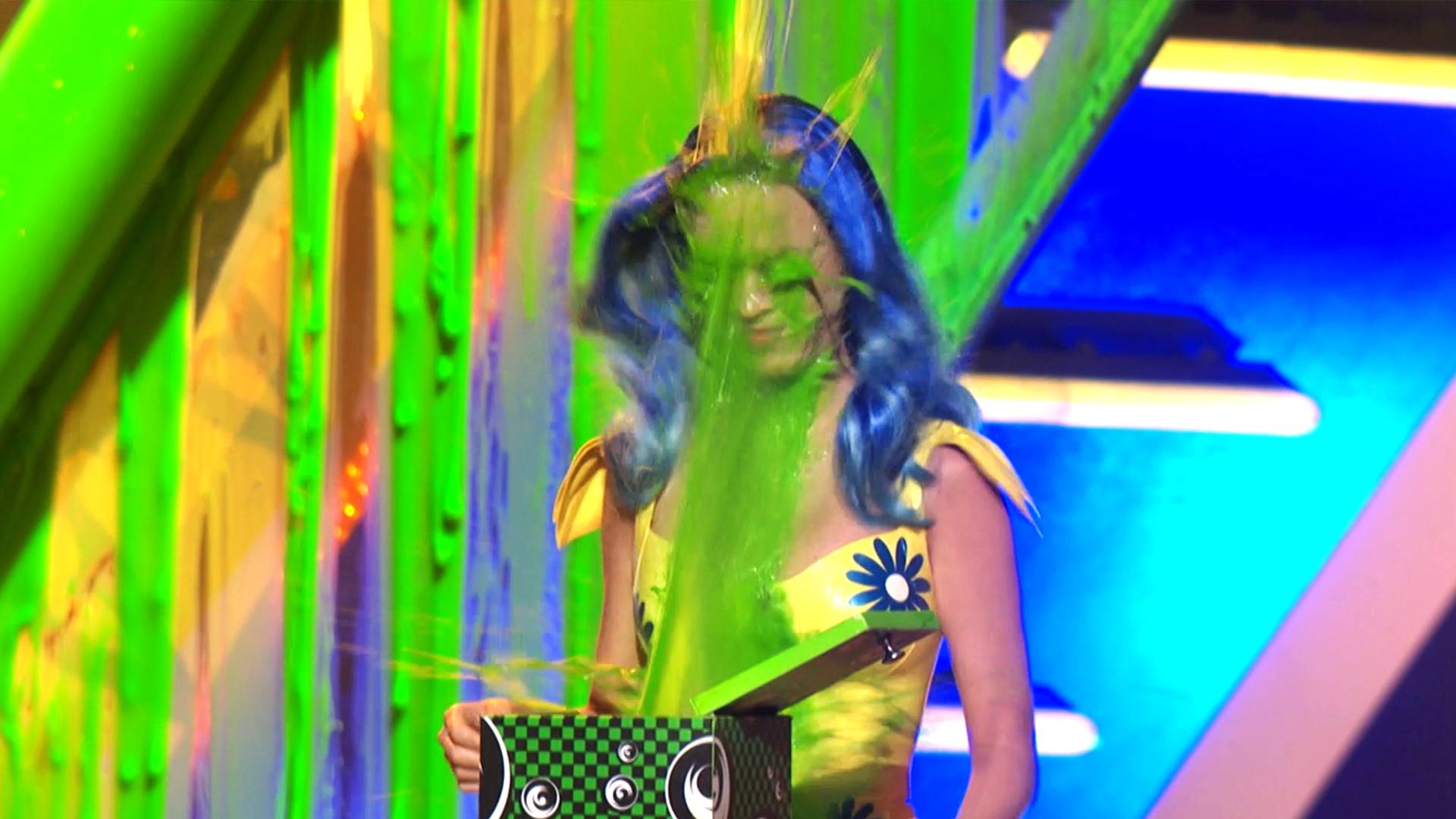 Katy Perry gets slimed