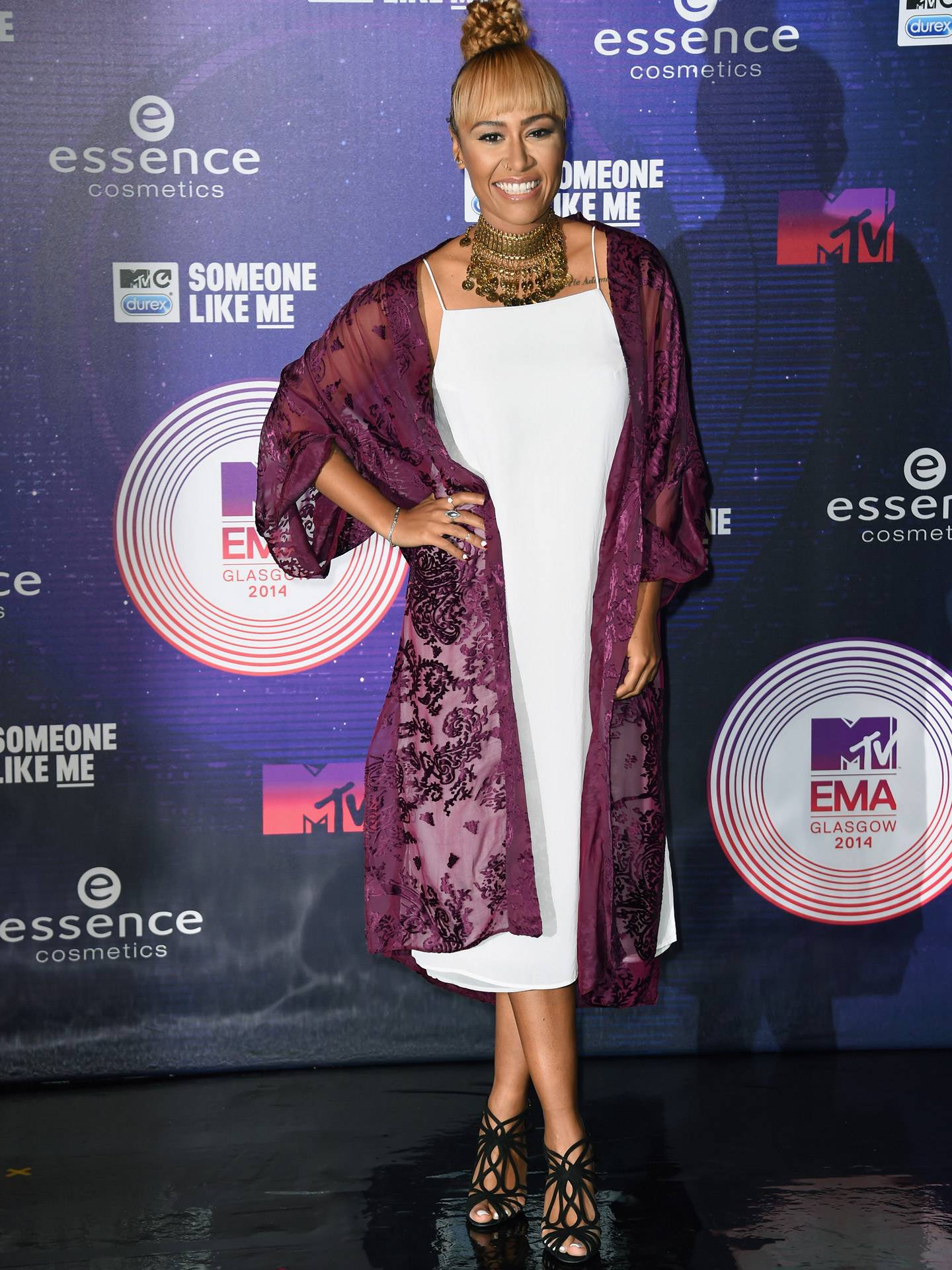 mgid:file:gsp:scenic:/international/mtvema/2014/images/galleries/2014-ema-red-carpet/EmelieSande-458700550.jpg