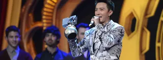 2012 MTV EMA Winners - Hang Geng