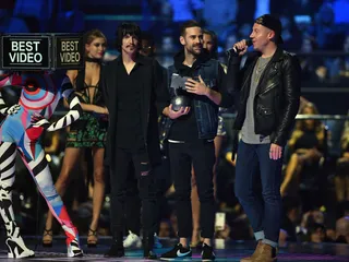 mgid:file:gsp:scenic:/international/mtvema/2015/images/galleries/Maklemore-494237064-4x3.jpg