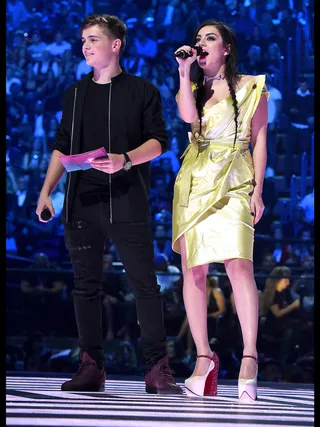 mgid:file:gsp:scenic:/international/mtvema/2015/images/galleries/MartinGarrix-CharliXCX-494259970-3x4.jpg