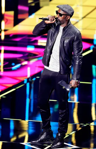 mgid:file:gsp:scenic:/international/mtvema/2016/images/galleries/_night-of/idriselba-621513606.jpg