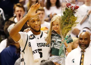 /content/dam/betcom/images/2014/04/Sports/040914-sport-lacey-holsworth-adreian-payne.jpg