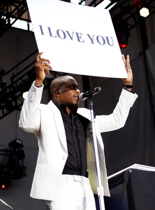 14 Songs That'll Get You to Destination Loveland - Right on cue R&amp;B crooner Raheem DeVaughn released his latest mixtape Destination Loveland for those of you looking to get your groove on this Valentine’s Day. BET.com caught up with the smooth neo-soulster and he offered up a&nbsp;sonic love manual&nbsp;that’s sure to help you lovers reach that private destination on V-Day. Click on to see the 14 songs Mr. DeVaughn chose to support your love movement. — As told to Dan Reagans(Photo:&nbsp; Raymond Boyd/Michael Ochs Archives/Getty Images)