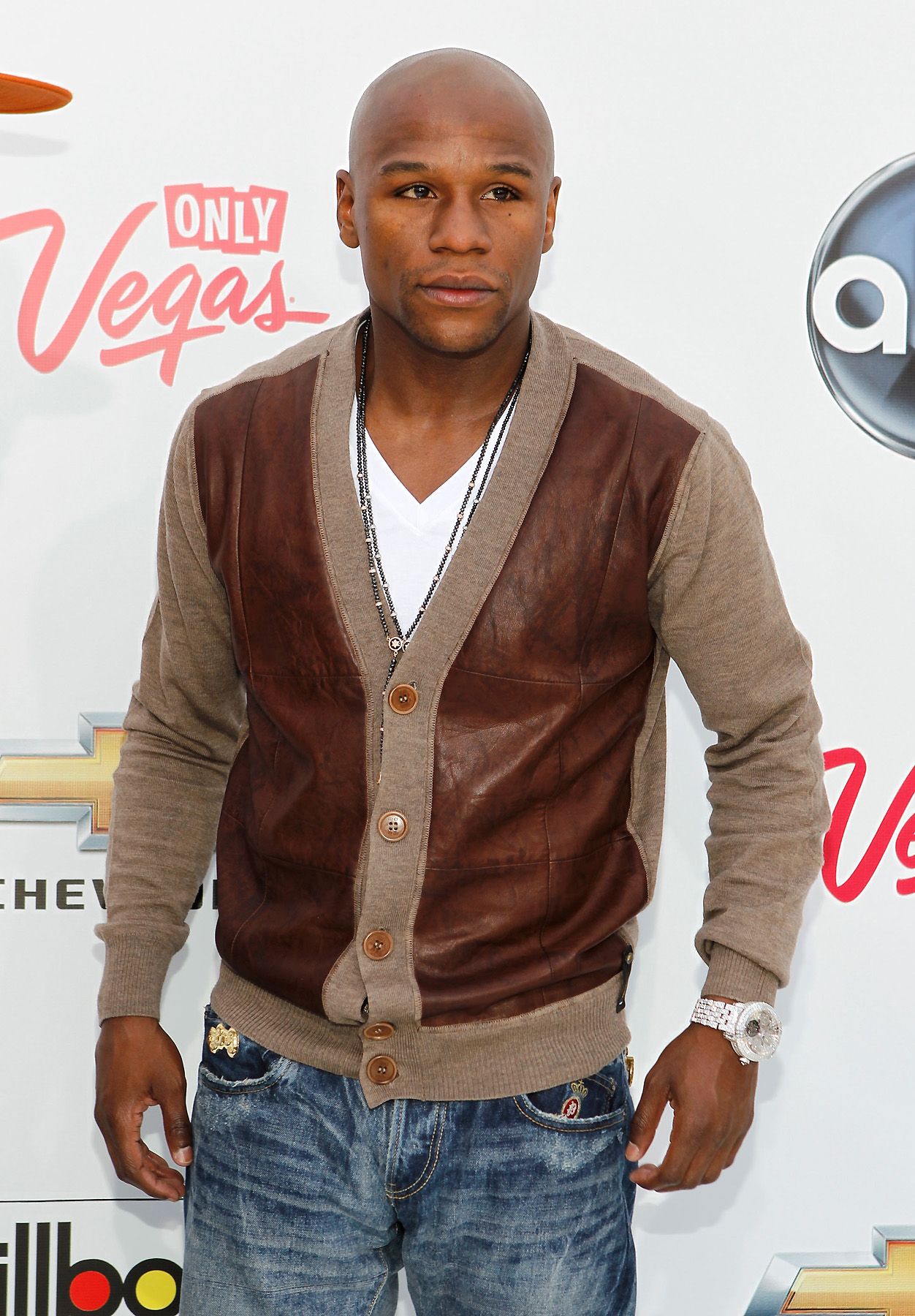 Floyd Mayweather - @FloydMayweather: A musical legend was lost today. Rest in peace Whitney Houston.(Photo:&nbsp; Isaac Brekken/Getty Images)