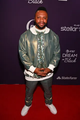 080422-style-stellar-gospel-music-awards-2022-red-carpet-anthony.jpg