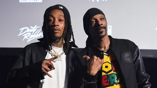 041823-celebs-wiz-khalifa-snoop-dogg.jpg