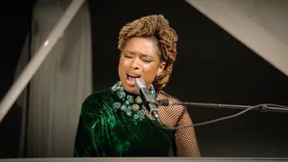 Jennifer Hudson placed her blonde locs into a chic updo for her heartwarming performance. - (Photo: BET) (Photo: BET)