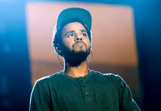 /content/dam/betcom/images/2014/12/Music-12-01-12-15/120414-music-j-cole-performs.jpg