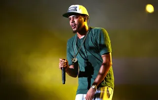 /content/dam/betcom/images/2014/12/Music-12-01-12-15/120114-music-j-cole-performs.jpg