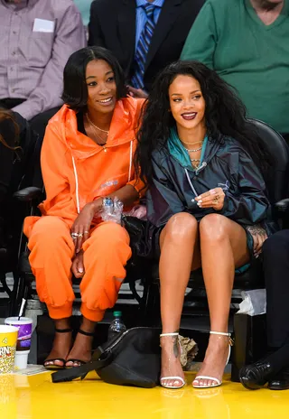 Girl Talk - Rihanna&nbsp;and her bestie Melissa Forde enjoy their courtside view of Kobe and LeBron at the Cleveland Cavaliers versus Los Angeles Lakers game at Staples Center in Los Angeles.(Photo: Noel Vasquez/GC Images)