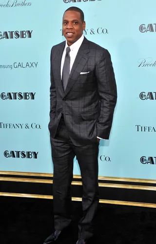 Jay-Z - Sean Carter suits up in a tailored Tom Ford suit for The Great Gatsby premiere in NYC.&nbsp; Is it just us or is Jigga man getting finer with age?By: Metanoya Z. Webb  (Photo: Stephen Lovekin/Getty Images)