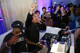 Move the Crowd - Hip hop legends Reverend Run and DJ Ruckus perform at the Samsung Experience Shop Best Buy Official Launch Event at Cunard Hall in New York City. (Photo: Neilson Barnard/Getty Images for Samsung)