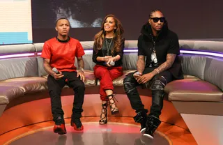 What? - Bow Wow has a moment of confusion while on the couch with Keshia Chanté&nbsp;and Future. (Photo: Bennett Raglin/BET/Getty Images for BET)