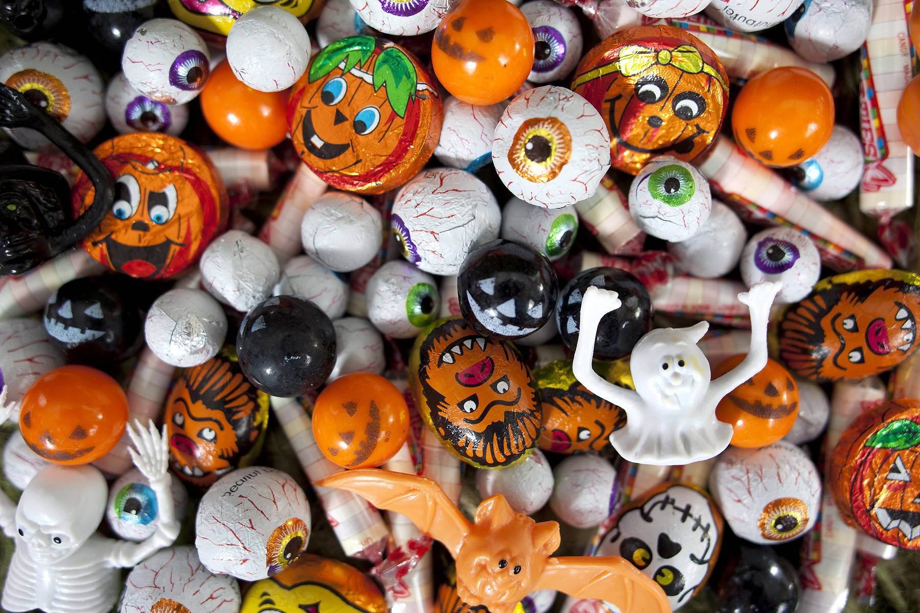 “Scary” Amount of Candy to be Eaten This Halloween