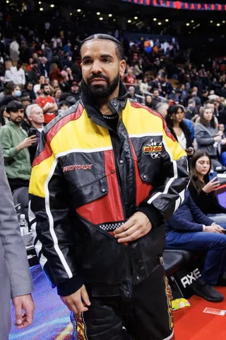 Drake-11123.jpg