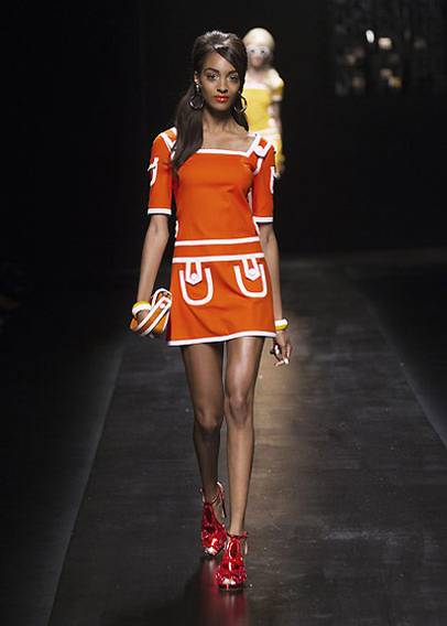 Moschino model, rip the runway