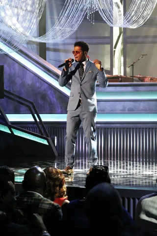 Eric Benét Honors Toni&nbsp; - Eric Benét honors Toni Braxton in a musical tribute.(Photo: Teal Moss/BET)