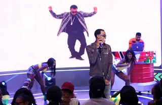 Werk! - Wayne Wonder performs on 106. (Photo: Bennett Raglin/BET/Getty Images for BET)