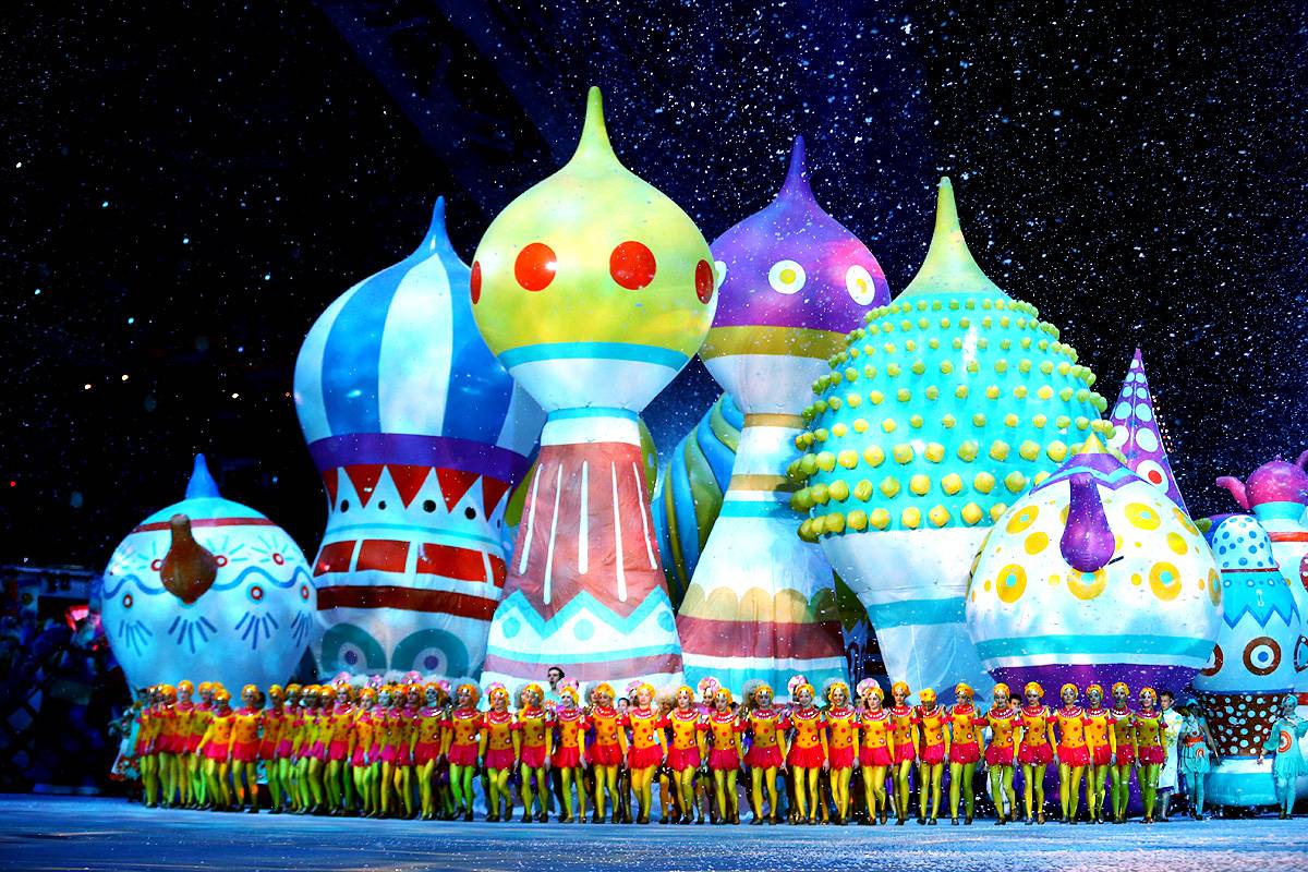 Sochi Opening Ceremony  - Michael Smith makes Super Bowl MVP elite group, Russell Wilson spotted courtside with the Carters, plus condoms distributed at the Olympic Village in Sochi.—Dominique Zonyéé (@DominiqueZonyee)The Sochi opening of the Winter Olympics kicked off on Feb. 6 with a celebration of the host country Russia. Although the opening highlighted Russian history, traditions like colorful fireworks, the lighting of the two Olympic torches and the parade of nations bonded nations across the world, boosting excitement for the games, which started on Feb. 7 at 11 a.m.(Photo: Ryan Pierse/Getty Images)