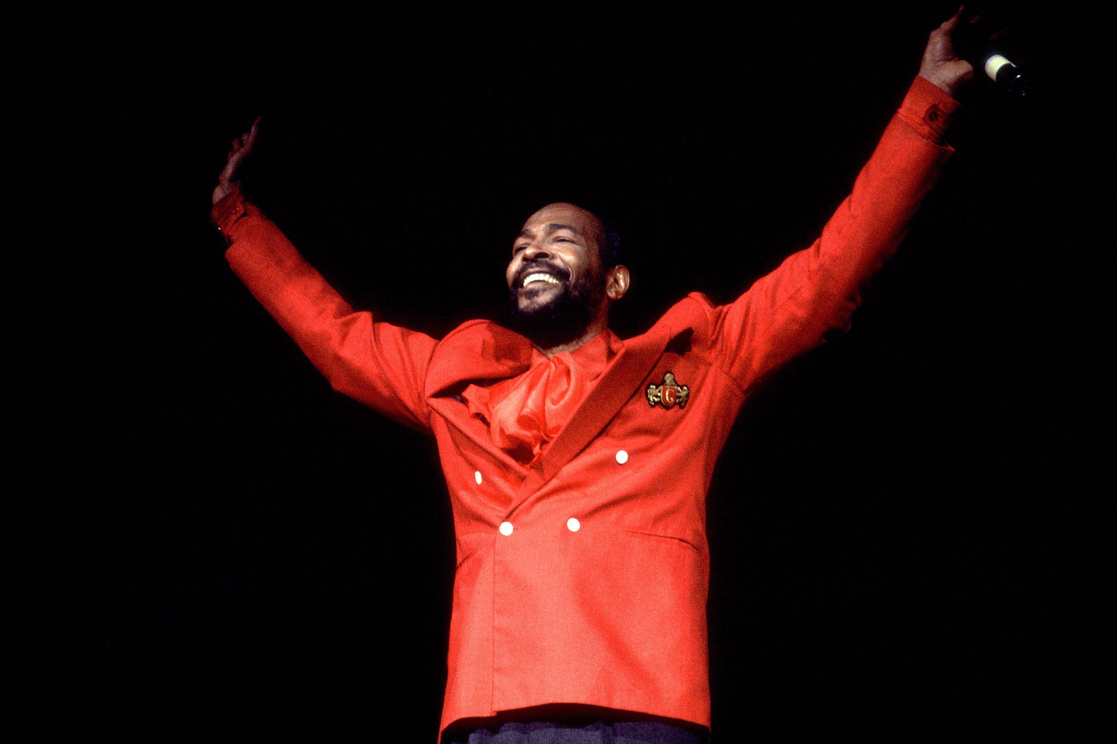 American Soul musician Marvin Gaye (1939 - 1984) performs onstage at the Holiday Star Theater, Merrillville, Indiana, June 10, 1983. (Photo by Paul Natkin/Getty Images)